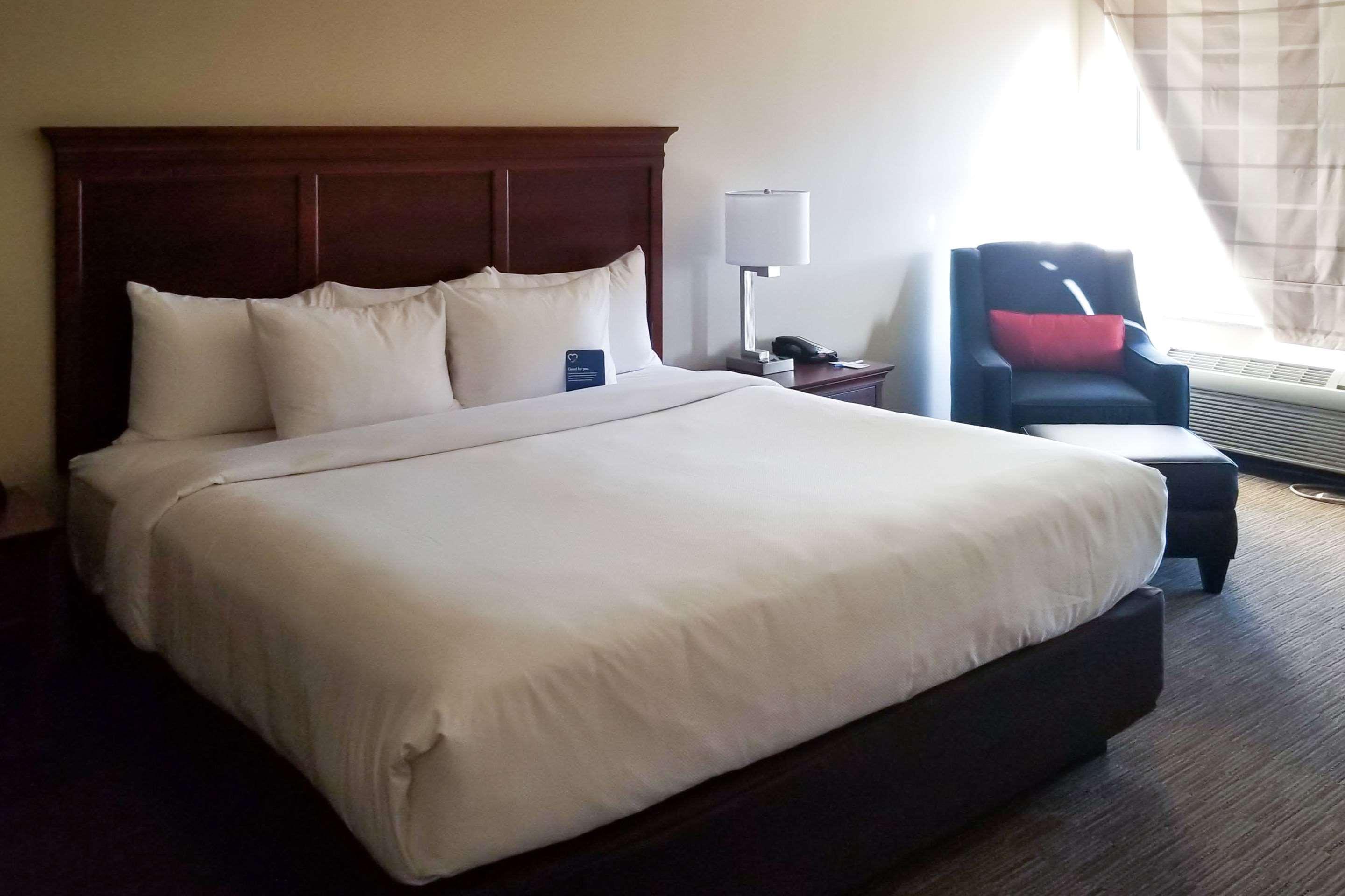 Comfort Inn & Suites Tempe Phoenix Sky Harbor Airport Bagian luar foto
