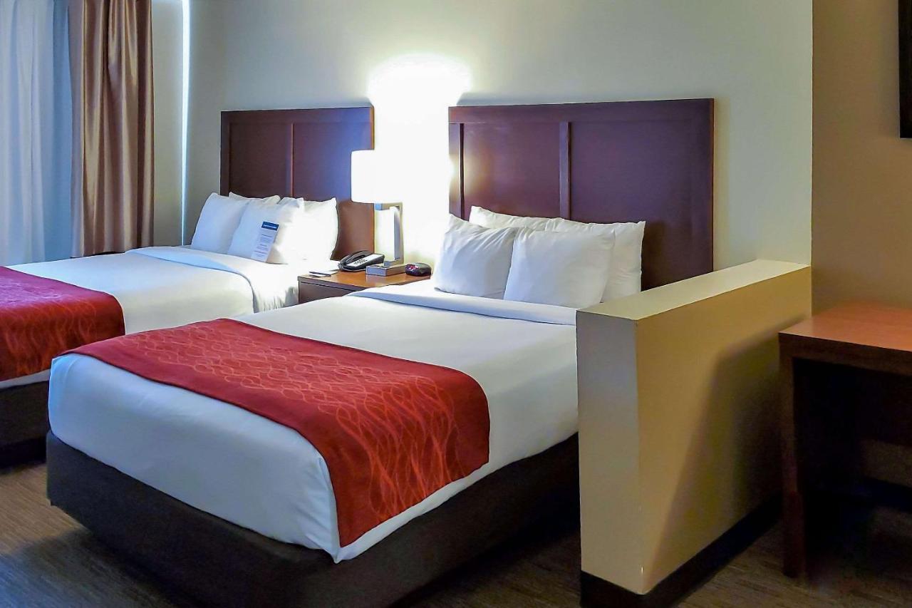 Comfort Inn & Suites Tempe Phoenix Sky Harbor Airport Bagian luar foto